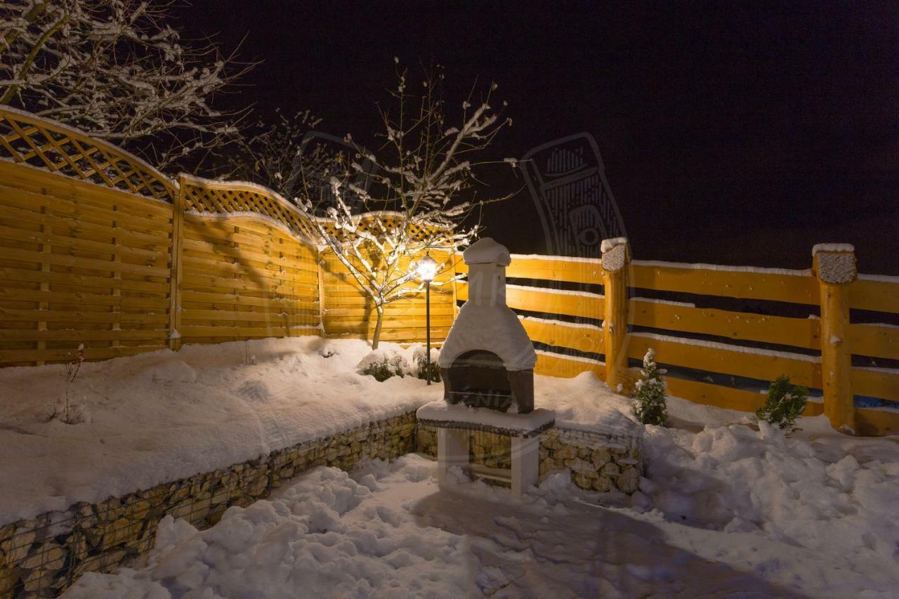 Domki Pod Kuznia Falsztyn Exteriör bild