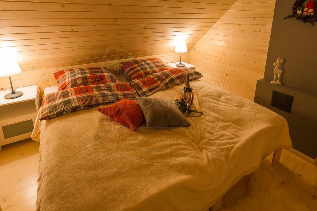 Domki Pod Kuznia Falsztyn Exteriör bild